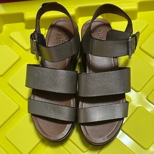 Naturalizer Brown Leather Sandals